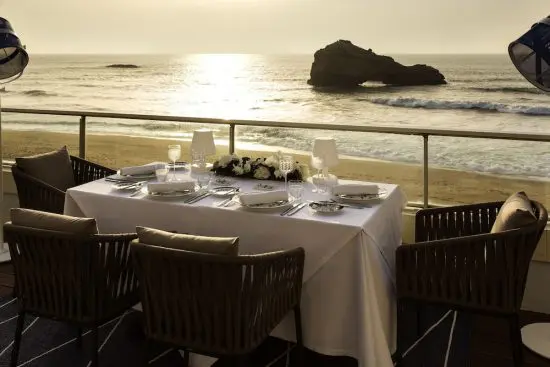 5 nuits avec petit déjeuner inclus au Sofitel Biarritz Le Miramar Thalassa Sea & Spa et 2 Green Fees par personne (1x Chiberta Golf, 1x Biarritz Le Phare)