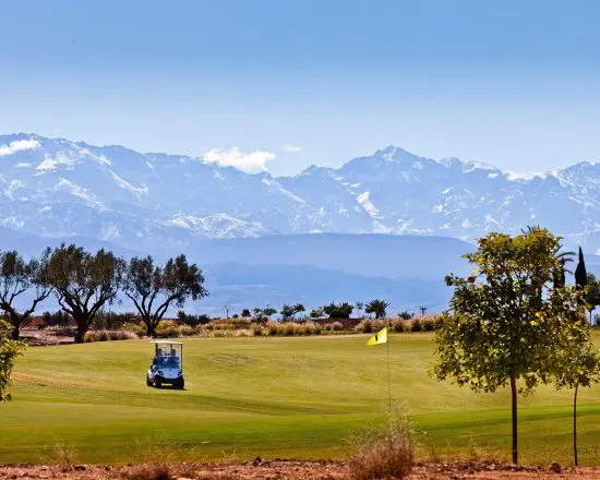 7 nuits avec petit-déjeuner au Kenzi Menara Palace & Resort, incluant 3 green fees par personne