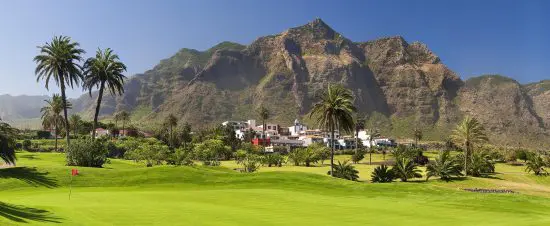 5 nights with breakfast at Melia Hacienda del Conde and 2 green fees per person at Buena Vista Golf