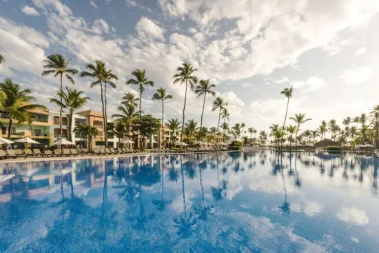 12 nights All Inclusive at Ocean Blue & Sand Resort including 3 Green Fees per person at Bávaro Golf Club
