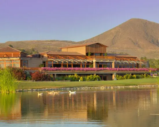 7 nights with breakfast at Las Madrigueras Golf Resort & Spa including 3 Green Fees per person at Golf Las Américas