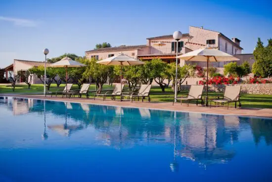 10 nights in the Finca Son Roig by Valentin with breakfast and 4 green fees (GC Vall D Or, Pula, Son Servera and Son Antem)