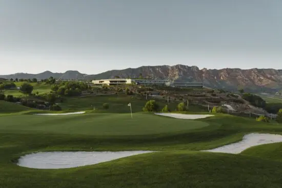 5 Übernachtungen mit Frühstück im La Galiana Golf Resort und 2 Green Fees pro Person (La Galiana Golf Club und Oliva Nova Golf).
