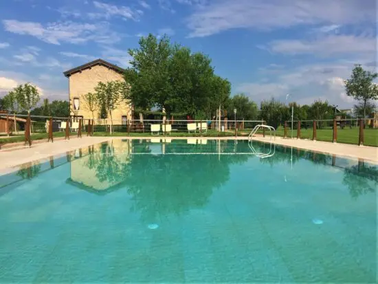 3 nights with breakfast included at Agriturismo La Razza and 1 Green Fee at Matilde Golf