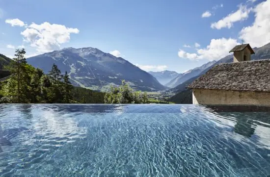 3 nights with breakfast at QC Terme Hotel Bagni Vecchi and daily green fee (GC Bormio)