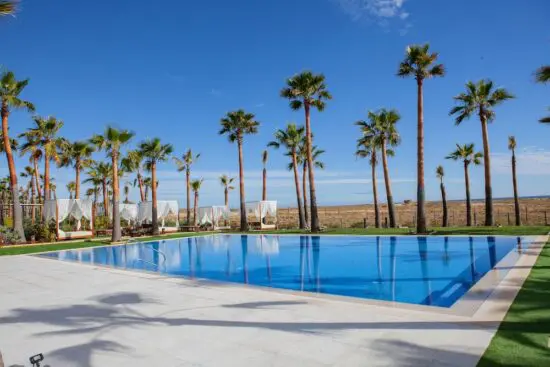 7 nuits en demi-pension à l'hôtel VidaMar Resort Algarve, y compris 3 green fees par personne (Silves GC, Vale Da Pinta GC et Gramacho GC)