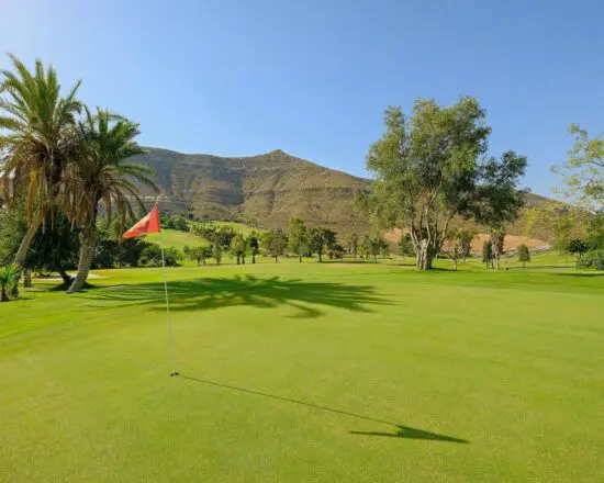 7 Übernachtungen mit Frühstück im Hotel Moon & SPA inklusive 3 Greenfees pro Person (2x La Envía Golf y 1x Almerimar)