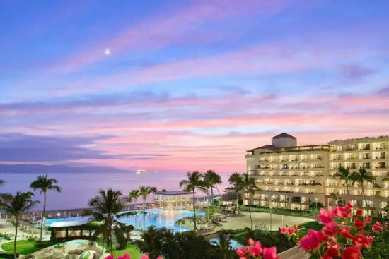 5 nights with breakfast at Marriott Puerto Vallarta Resort & Spa including 2 Green fees per person (Vista Vallarta Golf Club (Jack Nicklaus Signature Course & Tom Weiskopf Signature Course)