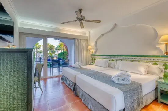 5 nights with half board at Playacálida Spa Hotel Luxury including 2 green fees per person (Golf Club Los Moriscos)
