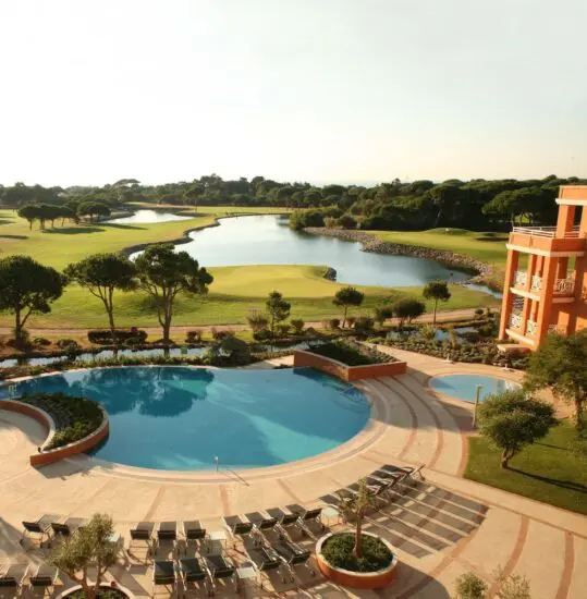 7 nights at the Onyria Quinta da Marinha Hotel with breakfast and 3 green fees, incl. hire car