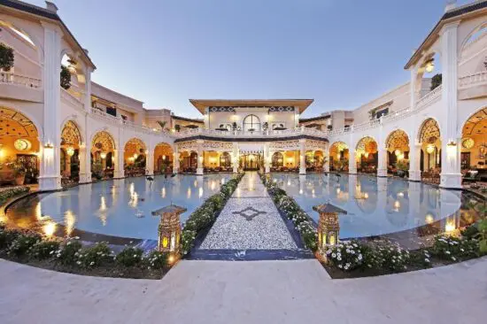 5 notti con prima colazione al Palais Ronsard, inclusi 2 green fee a persona (Golf Club Rotana Palmeraie e Amelkis Golf Club)