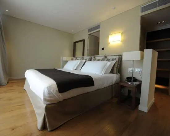 4 nights at the Bogogno Golf Resort, with breakfast and 2 green fees (buggy included)