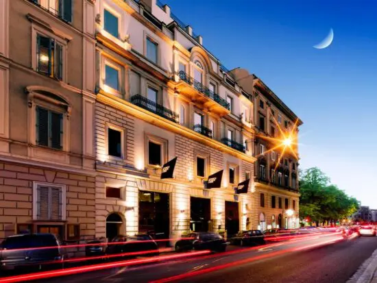 4 nights at Leons Place Hotel with breakfast and 2 green fees