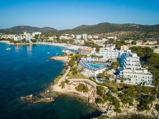 7 Nächte im Aparthotel Ponent Mar mit Frühstück und 3 Greenfees