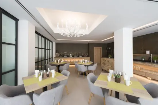 Kyrat Amarac Suites