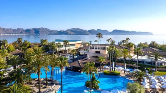 5 noches en el PortBlue Club Pollentia Resort, con desayuno incluido y 4 green fees