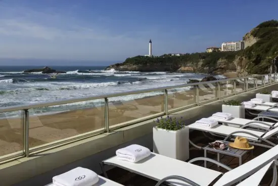 3 notti al Sofitel Biarritz Le Miramar Thalassa Sea & Spa con prima colazione e 1 Green Fee a persona (Biarritz Le Phare)