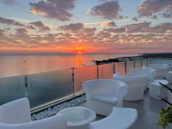 6 Übernachtungen im Bianco Riccio Suite Hotel mit Frühstück und 2 Greenfees (San Domenico Golf Club)