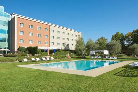 3 Übernachtungen mit Frühstück im Anusca Palace Hotel inklusive einer Greenfee pro Person (Golf Club Le Fonti) 3 Übernachtungen mit Frühstück im Anusca Palace Hotel inklusive einer Greenfee pro Person (Golf Club Le Fonti)