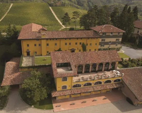 5 Übernachtungen im Albergo l'Ostelliere mit Frühstück und 2 Greenfees (Colline del Gavi Golf Club)