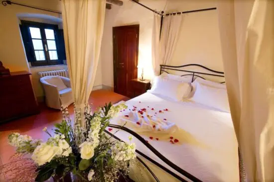 5 nights at Monsignor della Casa Country Resort & Spa Tuscany and 2 green fees per person (Golf Club Le Pavoniere and Ugolino)