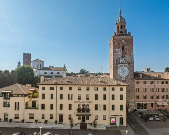 4 Nächte im Hotel alla Torre, Frühstück, 3 Greenfees