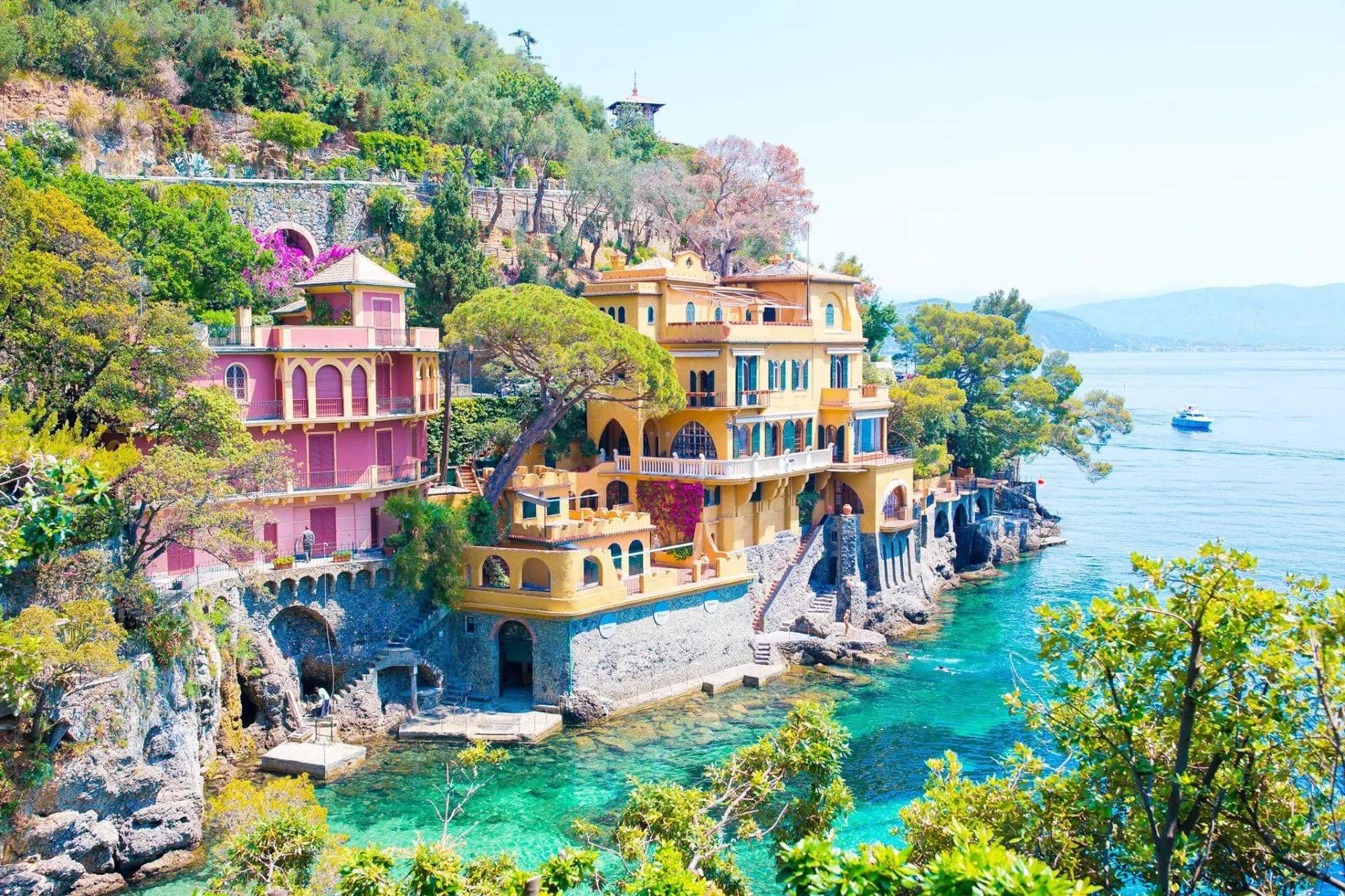Hotel on the coast, Liguria