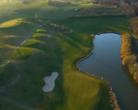 (3.) Foto von UGOLF Evreux