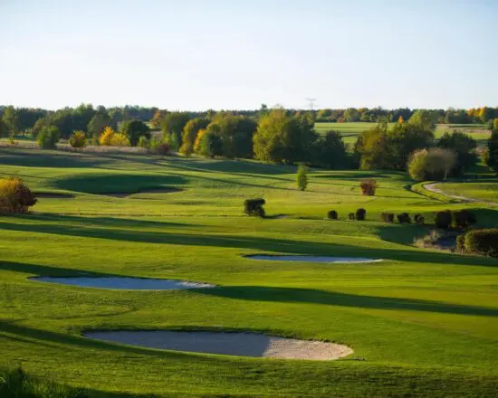 (1.) Foto von UGOLF Evreux