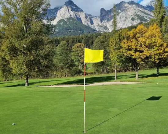 (3.) Foto von Golfplatz Urslautal