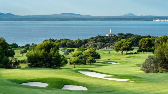 7 Übernachtungen im Universal Hotel Laguna mit Frühstück, inklusive 3 Greenfees pro Person (1x Pula Golf, 1x Son Servera Golf Club, 1x Cañamel Golf)