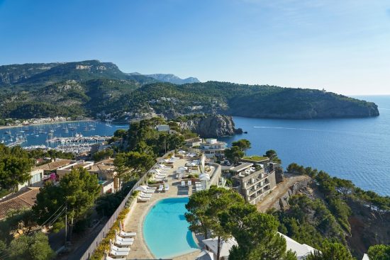 3 nights at Jumeirah Port Soller and 1 green fee per person (Son Termes Golf Club)