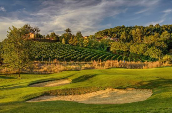 5 Nächte im Villa Carolina Resort mit Frühstück und 2 Greenfees je Person (GC Villa Carolina und GC Colline del Gavi)
