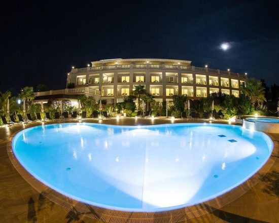5 Nächte im Palace Hotel Desenzano und 2 Greenfee je Person (Golfclub Chervò Golf San Vigilio und Arzaga)
