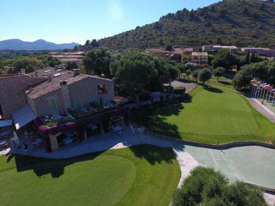 5 nuits au Pula Golf Resort avec petit-déjeuner inclus, golf illimité et 1 GF au GC Capdepera