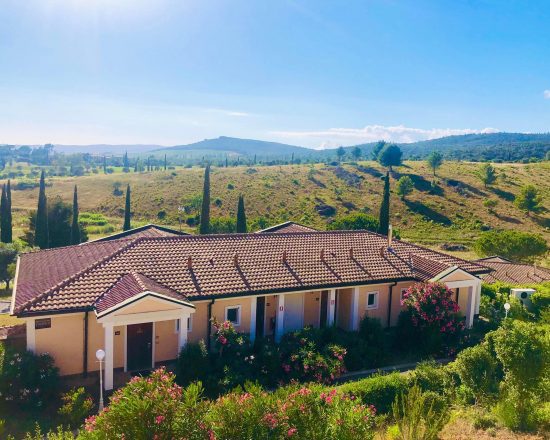 7 notti con prima colazione al Il Pelagone Hotel & Golf Resort Toscana e 3 green fee (Toscana Golf Club e Punta Ala e Argentario)