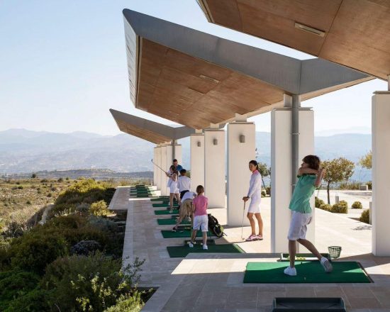 7 notti in Suite con prima colazione al Minthis Resort, inclusi 4 Green Fees a persona al Minthis Golf Course