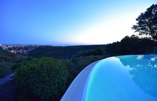 3 nuits avec petit-déjeuner à l'hôtel Cala di Greco et un green fee par personne (GC le Sperone)