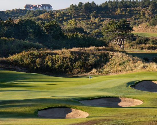7 nuits avec petit-déjeuner à l'Hôtel du Golf 3 Green Fees par personne à l'Aa Saint-Omer Golf Club, Hardelot Golf Club et Golf du Touquet (La Mer)