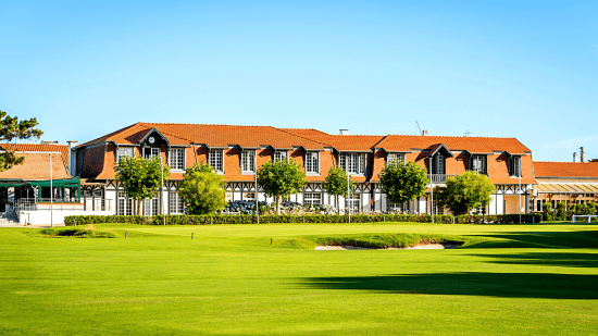 7 nuits au Sofitel Biarritz Le Miramar Thalassa Sea & Spa avec petit-déjeuner et 3 Green Fees par personne (2x Biarritz Le Phare, 1x Chiberta Golf)