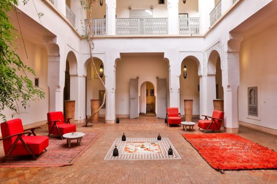 10 nights in Riad Al Jazira with breakfast and 4 green fees (GC Royal Golf, Al Maaden, Atlas and Amelkis)