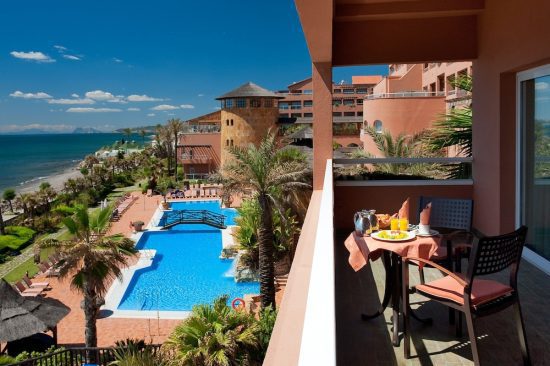 5 Übernachtungen im Gran Hotel Elba Estepona Thalasso & Spa & 3 Green Fees (2x Golf Club Valle Romano, 1x Real Club Valderrama)