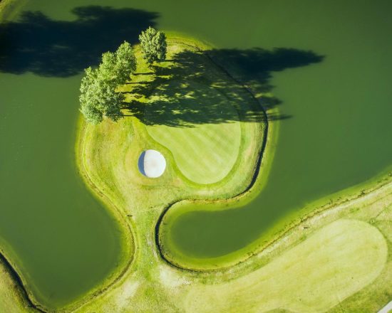 7 Übernachtungen mit Frühstück im Montado Hotel & Golf Resort inklusive 3 Green Fee pro Person im Montado Golf Club