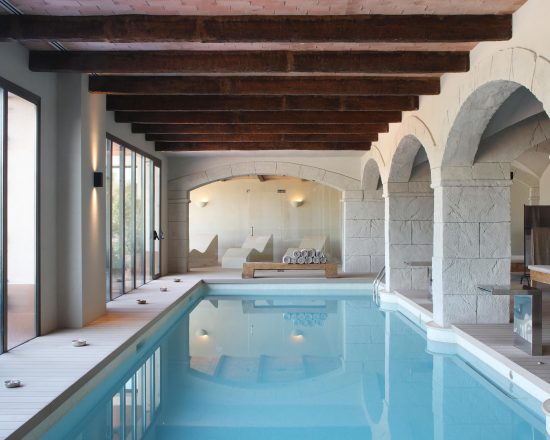 7 Übernachtungen mit Frühstück im Hotel Peralada Wine Spa & Golf inklusive 3 Green Fees im Golf Club Peralada und einer Führung durch das Dalí-Museum.