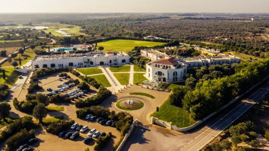 3 notti con prima colazione al Acaya Golf Resort & Spa e 1 green fee a persona (Acaya Golf Club)