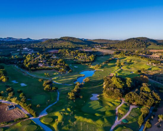 3 Übernachtungen im CM Mallorca Palace Hotel mit Frühstück und 1 Greenfee pro Person (Pula Golf)