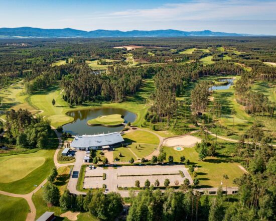 3 Übernachtungen mit Halbpension im Ensana Spa Smrdaky inkl. 2 Green Fees pro Person im Penati Golf Resort