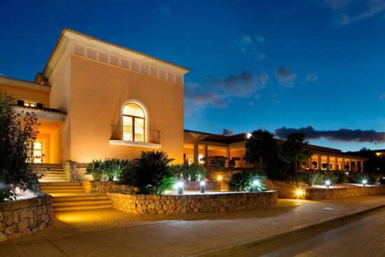 3 noches en el Marriott's Club Son Antem y 1 green fee por persona (GC Son Antem)