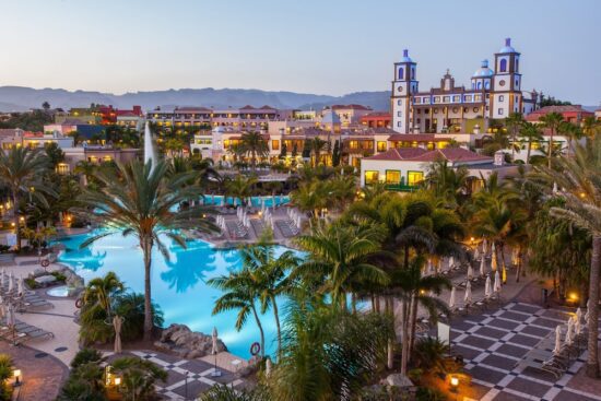 5 nuits au Lopesan Villa del Conde Resort & Thalasso avec petit-déjeuner inclus et 3 green fees (GC Maspalomas, GC Meloneras, GC Salobre)