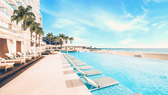 7 Nächte im Coral Level Iberostar Selection Cancun inklusive 3 Green Fees pro Person im Iberostar Cancun & Paraiso Golf Club